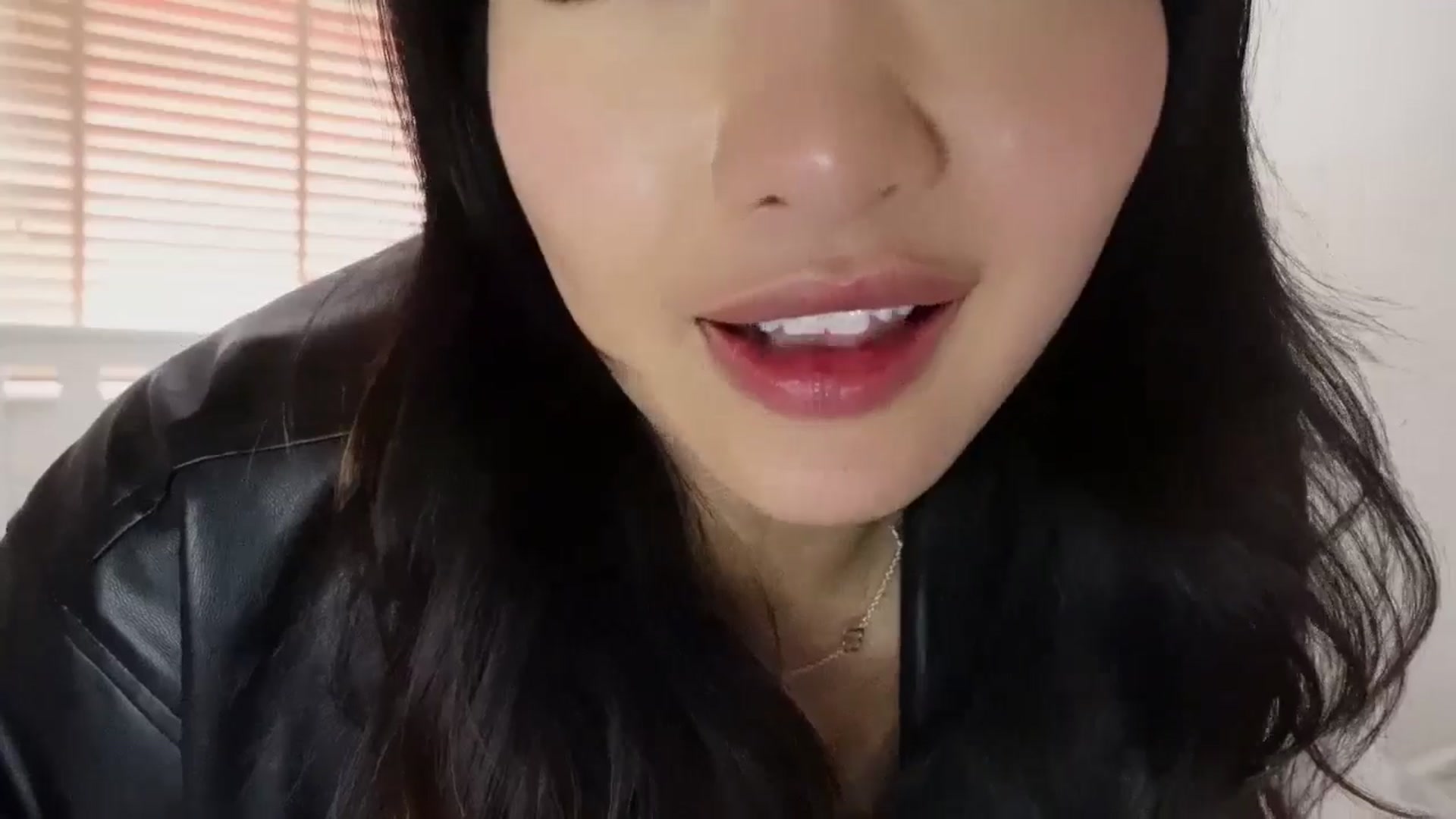 Gallery image thumbnail from Miss_ReinaT's myfreecams stream on, 03/14/2025, 14:10 image 20 of 20