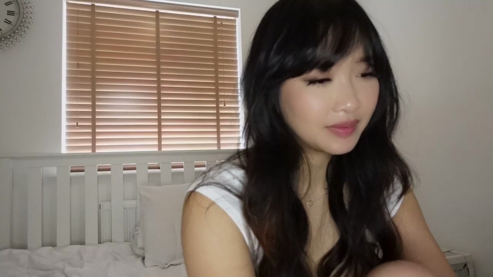 Gallery image thumbnail from Miss_ReinaT's myfreecams stream on, 03/25/2025, 12:17 image 9 of 20