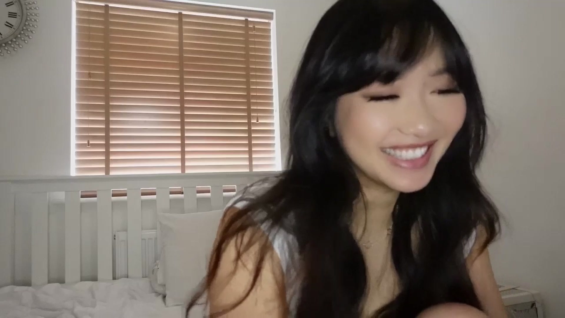 Gallery image thumbnail from Miss_ReinaT's myfreecams stream on, 03/25/2025, 12:17 image 8 of 20