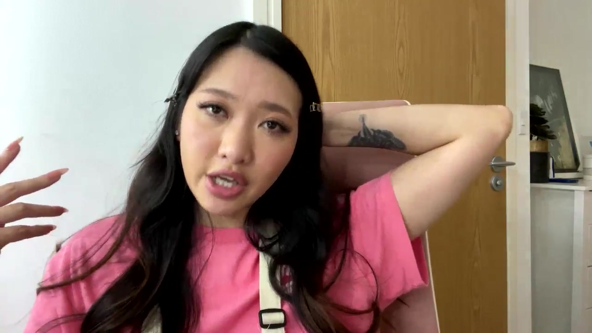 Gallery image thumbnail from Miss_ReinaT's myfreecams stream on, 04/07/2025, 19:26 image 11 of 20