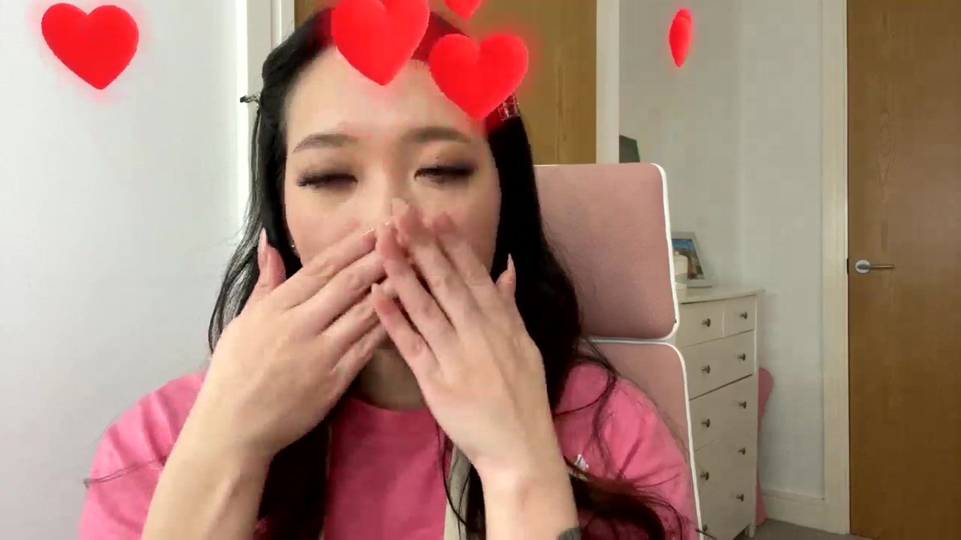 Gallery image thumbnail from Miss_ReinaT's myfreecams stream on, 04/07/2025, 19:26 image 19 of 20