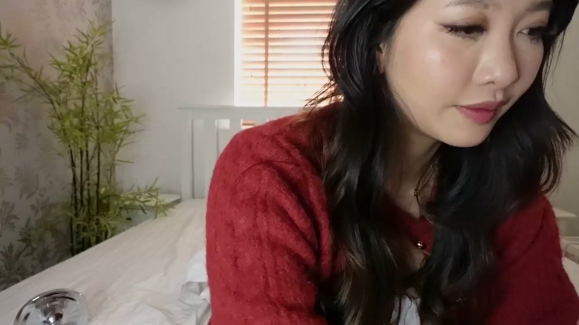 Gallery image thumbnail from Miss_ReinaT's myfreecams stream on, 04/10/2025, 18:23 image 2 of 20