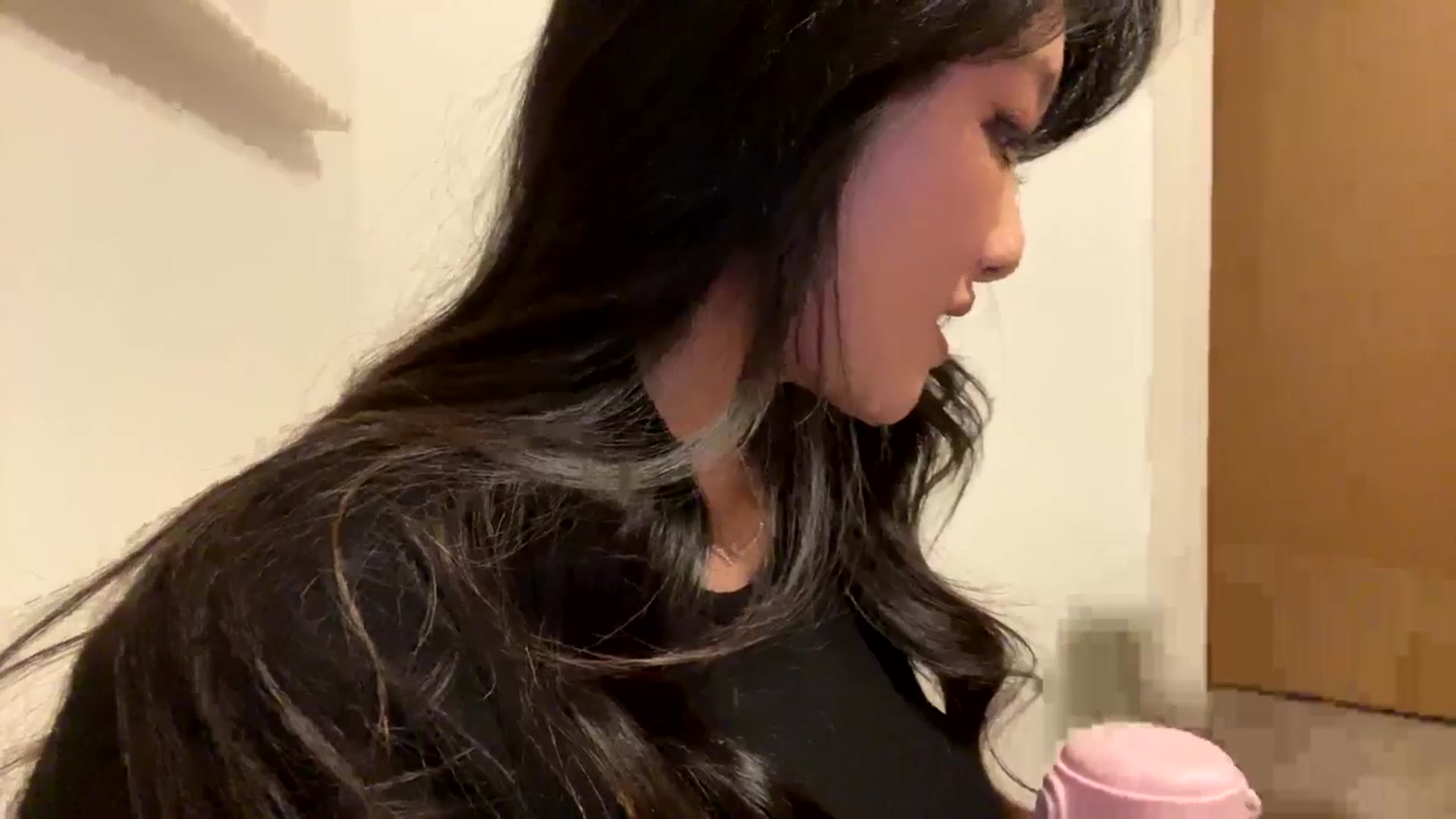 Gallery image thumbnail from Miss_ReinaT's myfreecams stream on, 04/16/2025, 21:05 image 6 of 20