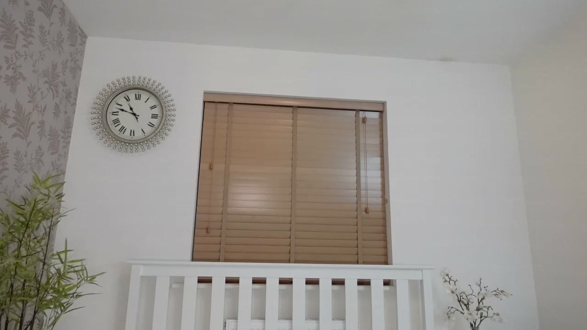 Gallery image thumbnail from Miss_ReinaT's myfreecams stream on, 04/19/2025, 20:26 image 9 of 20