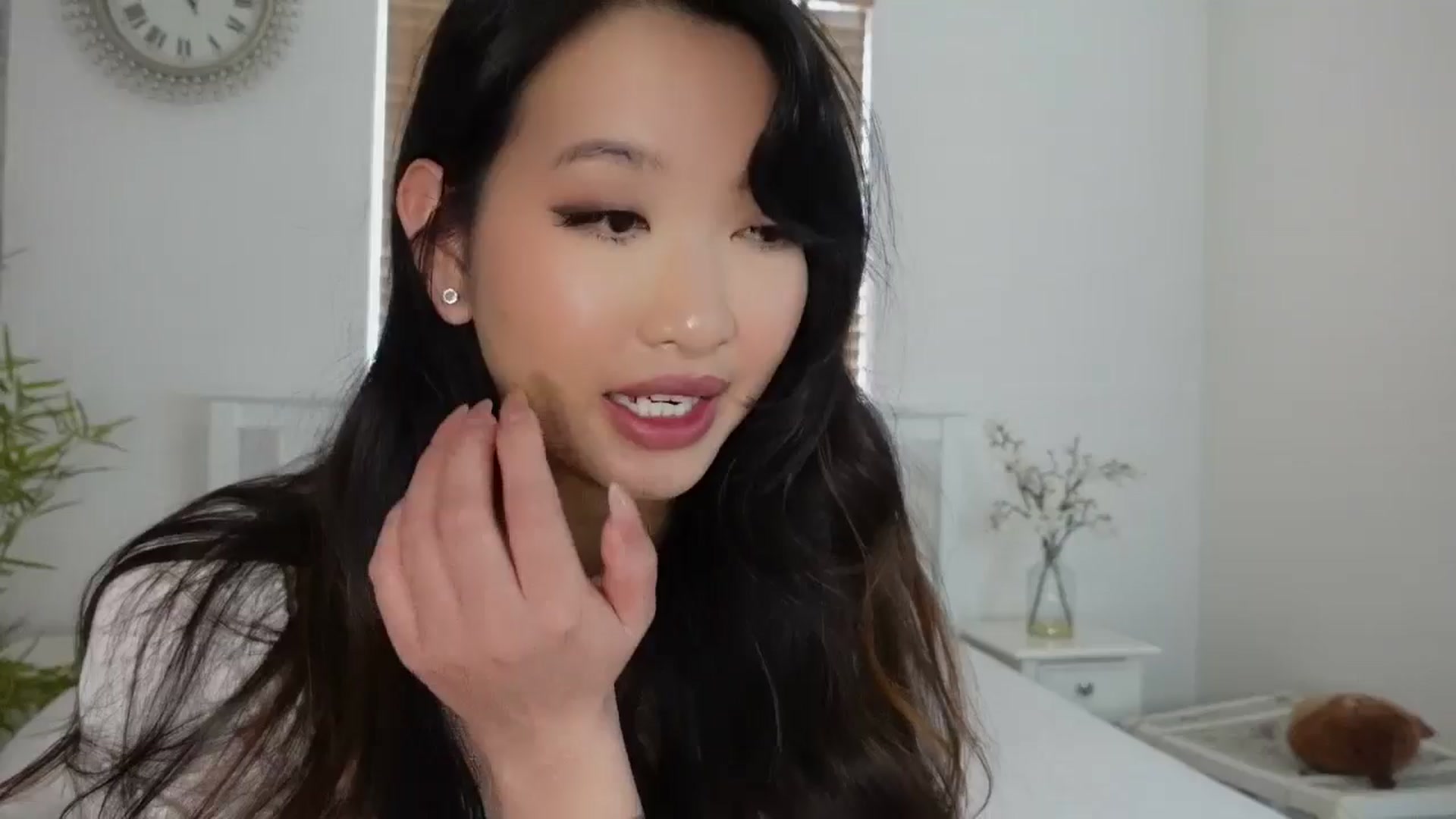 Gallery image thumbnail from Miss_ReinaT's myfreecams stream on, 04/23/2025, 12:13 image 12 of 20