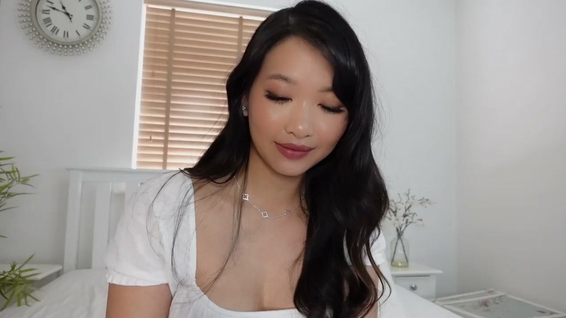 Gallery image thumbnail from Miss_ReinaT's myfreecams stream on, 04/23/2025, 12:47 image 2 of 20