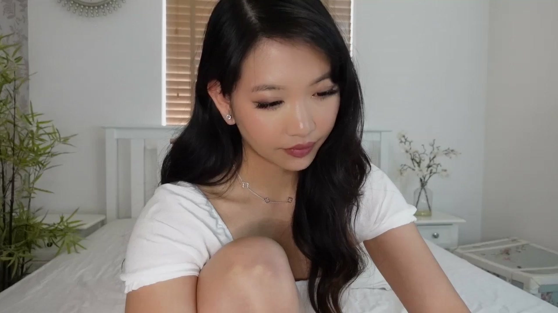 Gallery image thumbnail from Miss_ReinaT's myfreecams stream on, 04/23/2025, 13:11 image 11 of 20