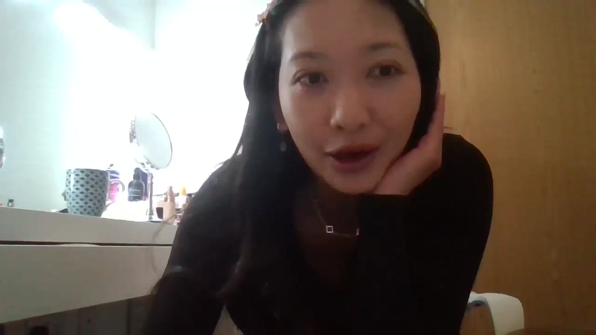 Gallery image thumbnail from Miss_ReinaT's myfreecams stream on, 05/28/2025, 11:26 image 8 of 20