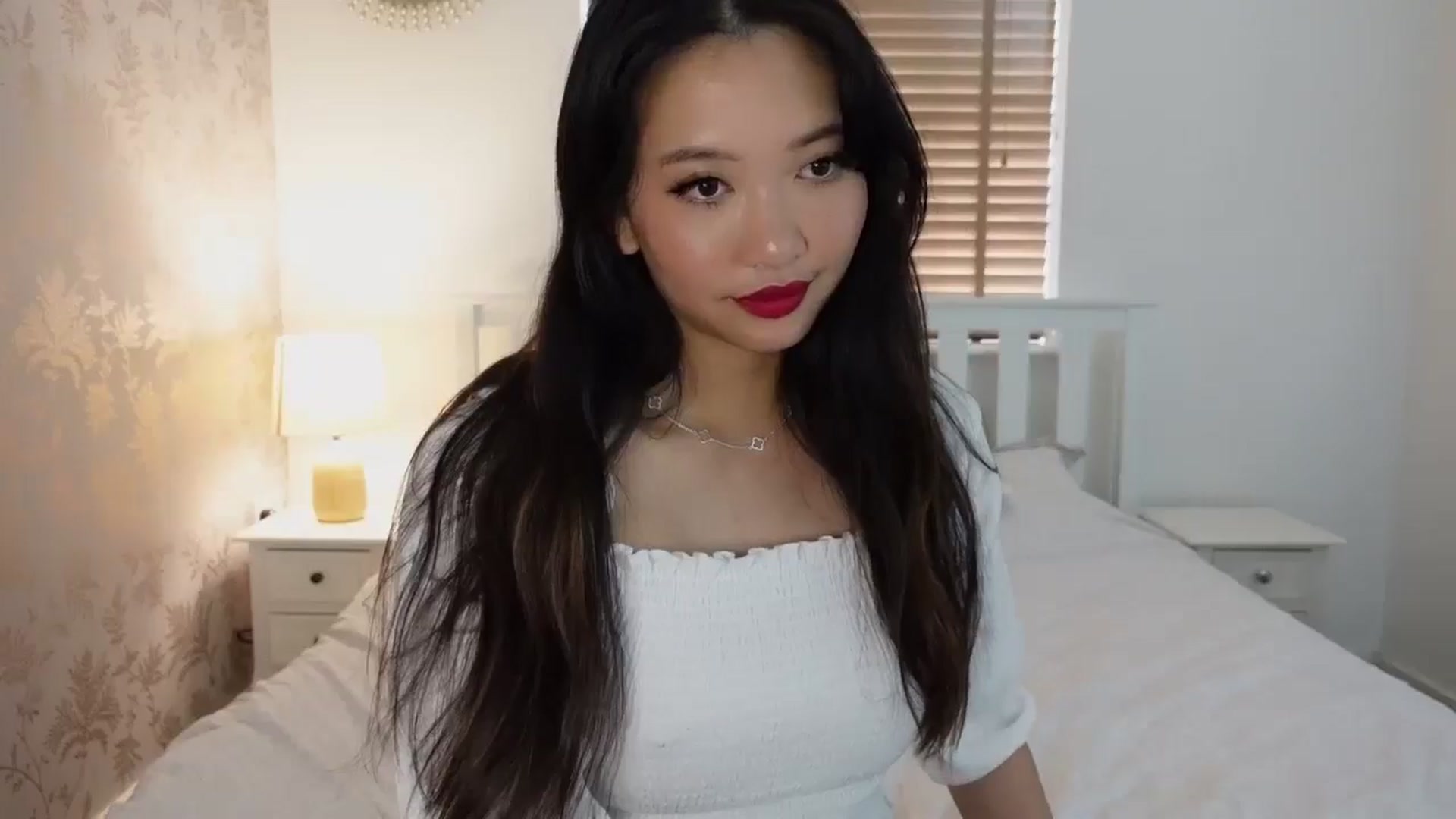 Gallery image thumbnail from Miss_ReinaT's myfreecams stream on, 06/11/2025, 17:06 image 17 of 20