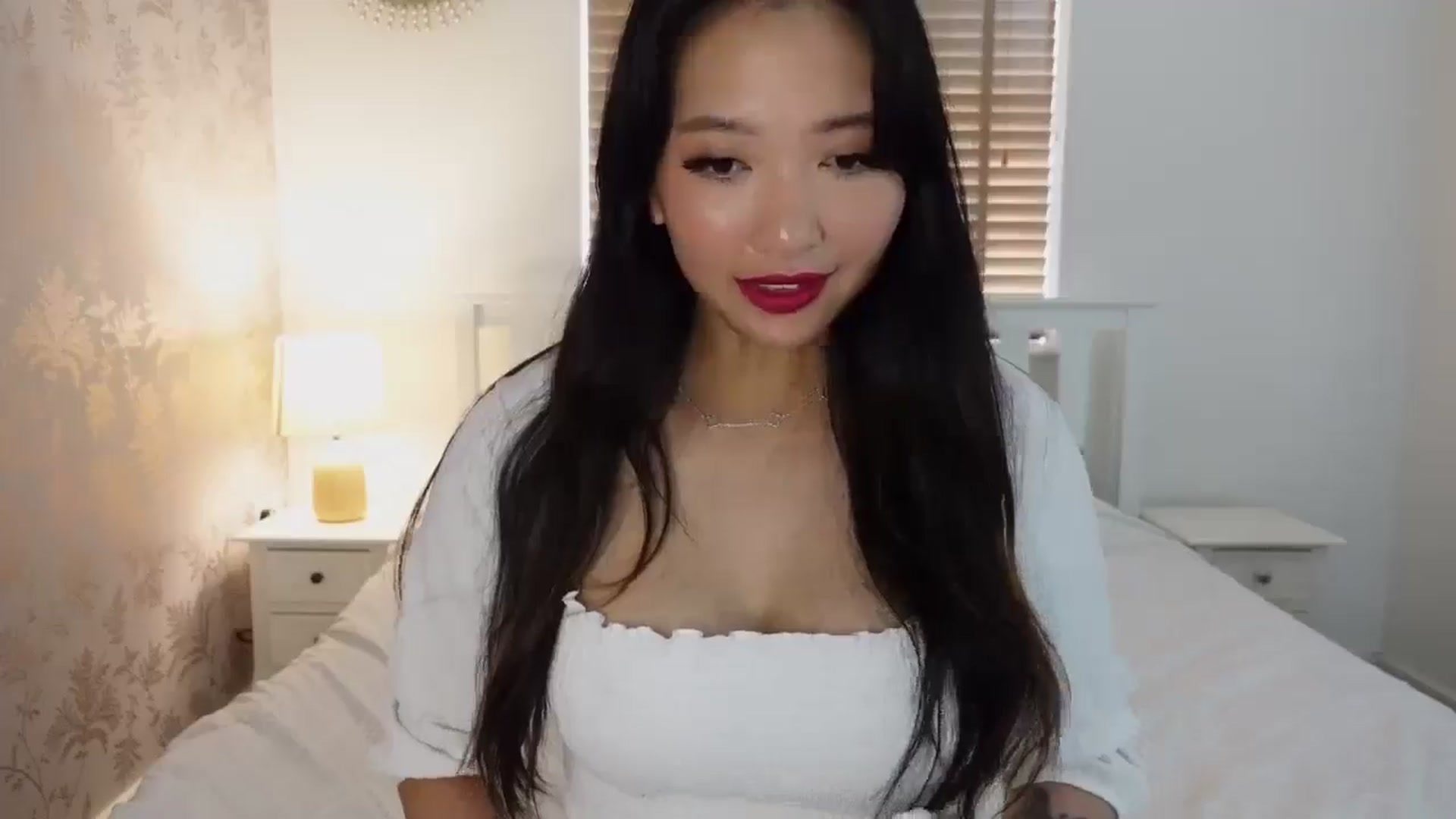Gallery image thumbnail from Miss_ReinaT's myfreecams stream on, 06/11/2025, 17:06 image 18 of 20