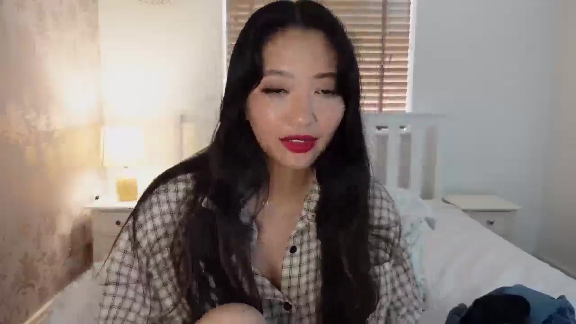 Gallery image thumbnail from Miss_ReinaT's myfreecams stream on, 06/11/2025, 18:16 image 4 of 20