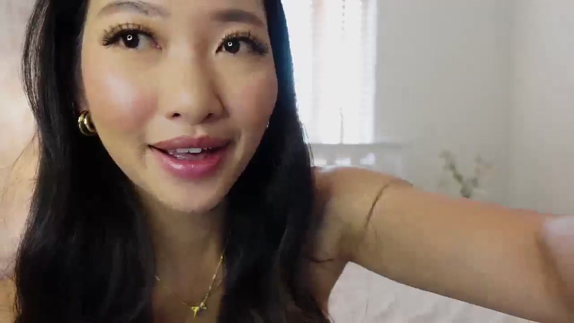 Gallery image thumbnail from Miss_ReinaT's myfreecams stream on, 09/03/2025, 18:30 image 4 of 20