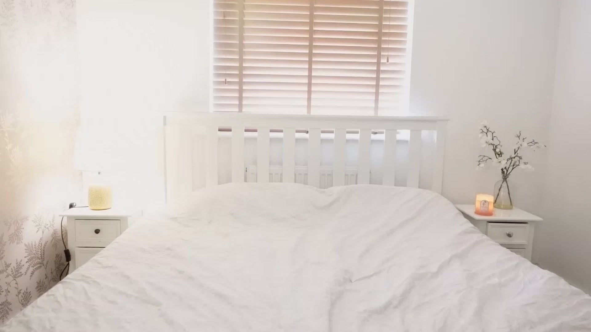Gallery image thumbnail from Miss_ReinaT's myfreecams stream on, 09/30/2025, 13:46 image 12 of 20