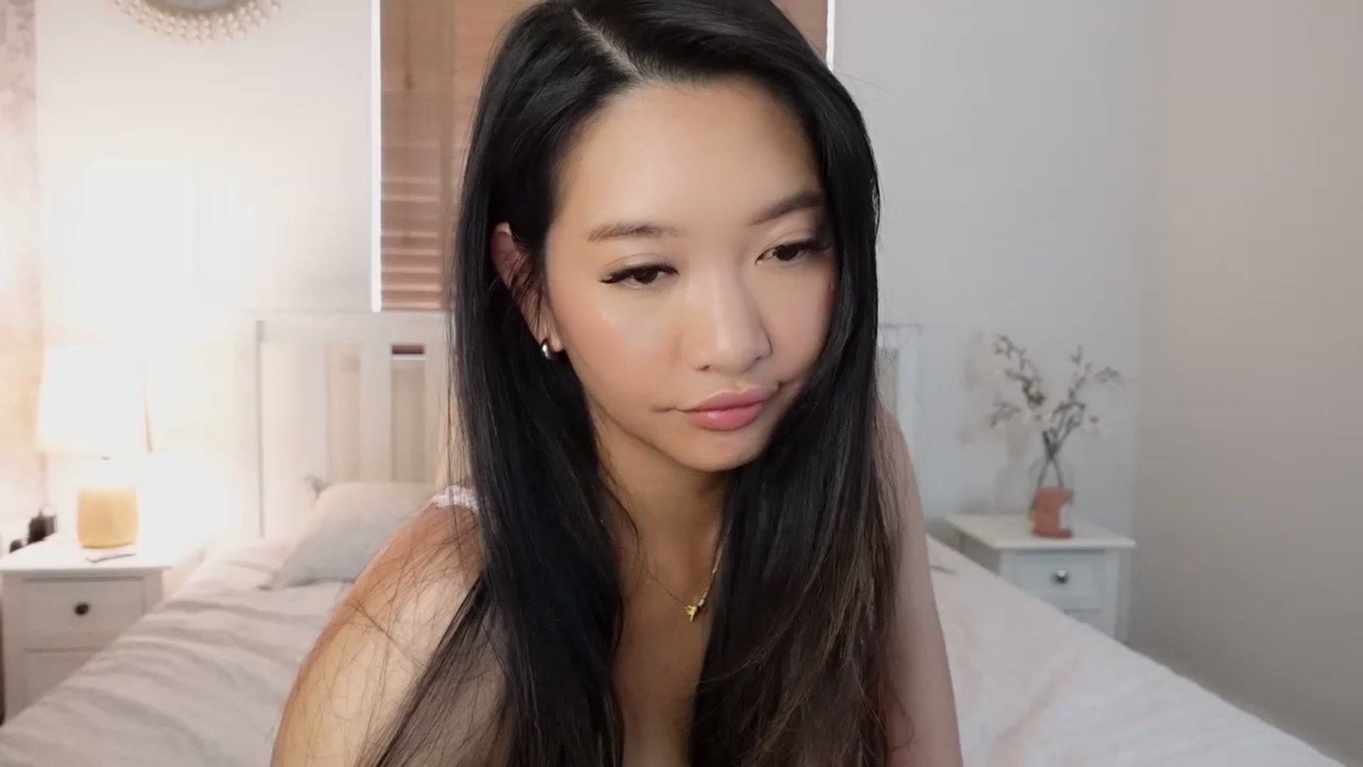 Gallery image thumbnail from Miss_ReinaT's myfreecams stream on, 10/15/2025, 13:08 image 14 of 20