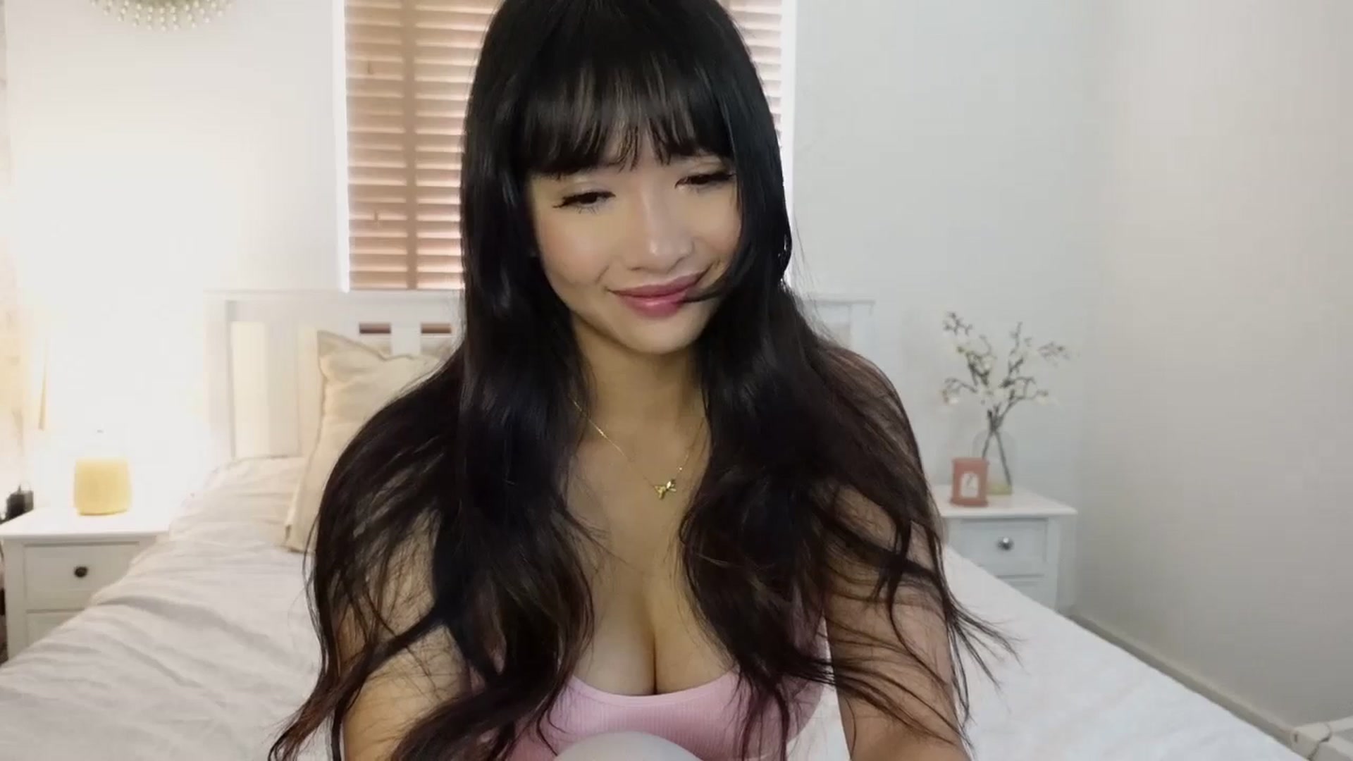 Gallery image thumbnail from Miss_ReinaT's myfreecams stream on, 11/10/2025, 13:01 image 20 of 20