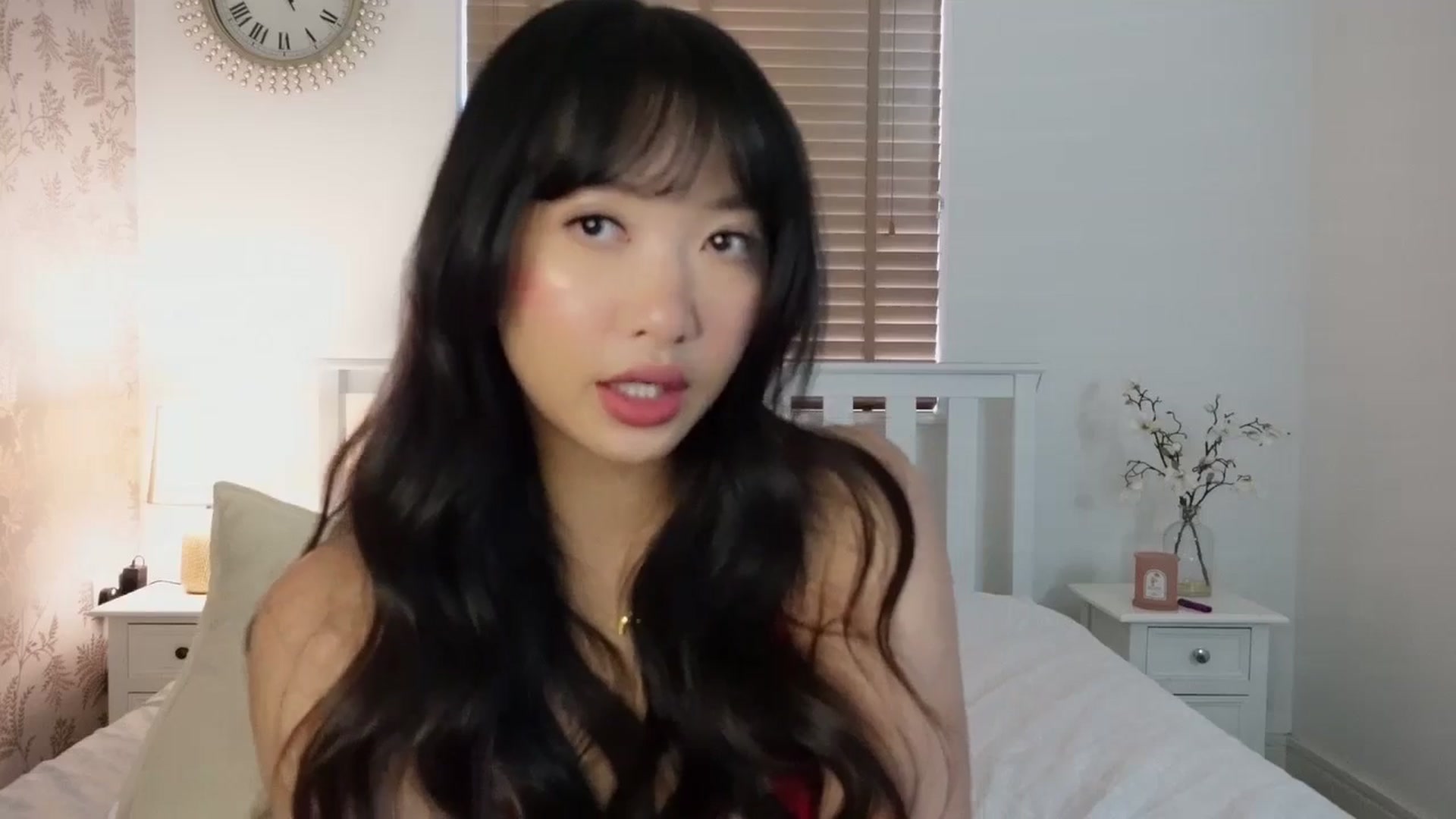 Gallery image thumbnail from Miss_ReinaT's myfreecams stream on, 11/19/2025, 15:08 image 18 of 20