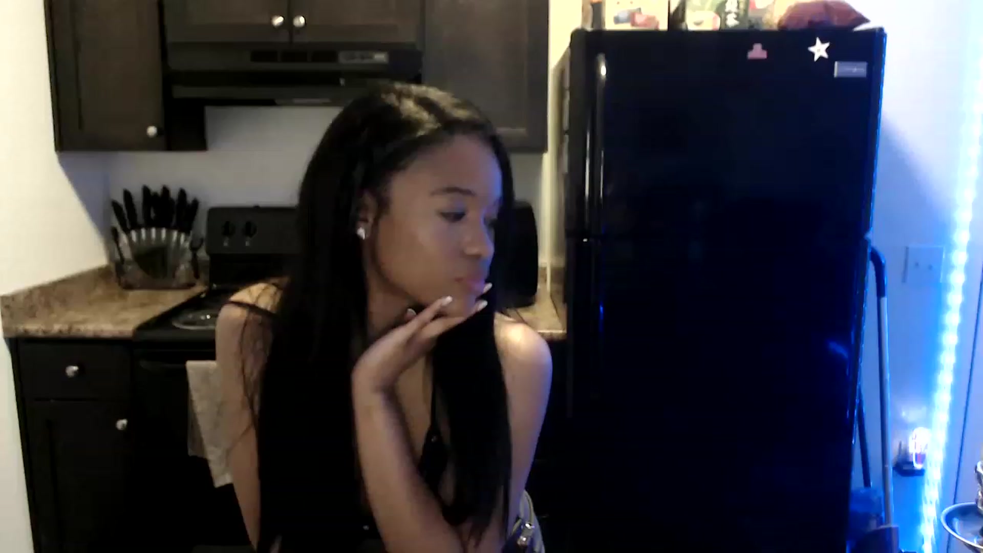 Gallery image thumbnail from Miss_StaceyJ's myfreecams stream on, 04/18/2023, 10:13 image 1 of 20