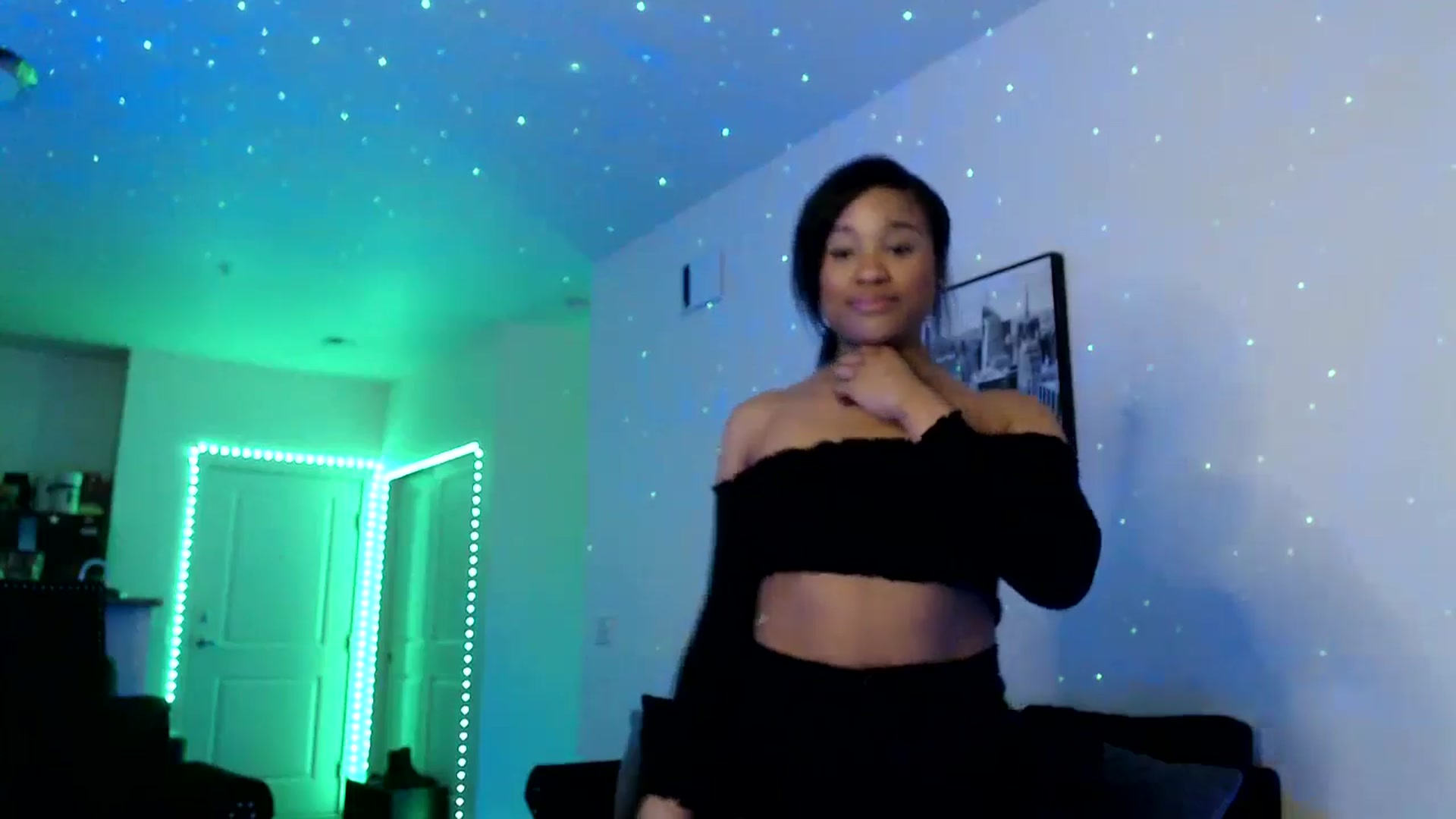 Gallery image thumbnail from Miss_StaceyJ's myfreecams stream on, 04/26/2024, 12:30 image 2 of 20