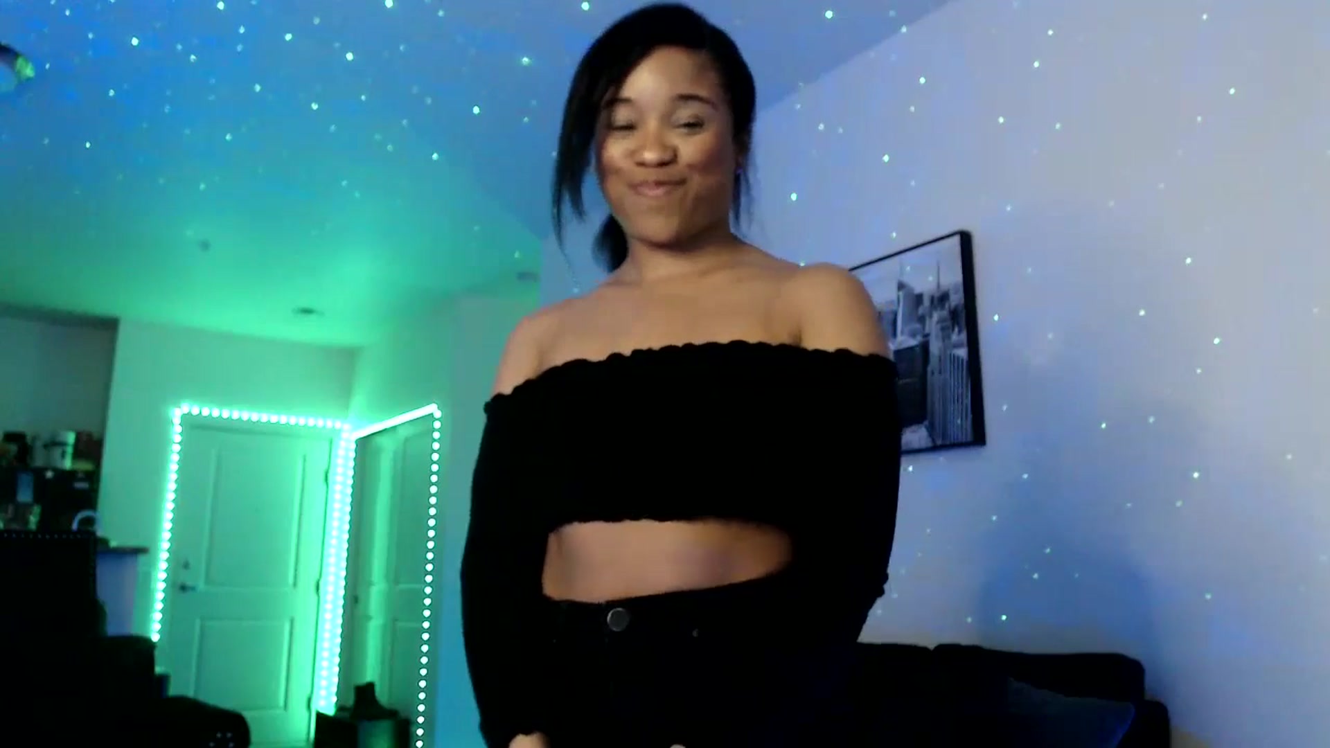 Gallery image thumbnail from Miss_StaceyJ's myfreecams stream on, 04/26/2024, 12:30 image 3 of 20