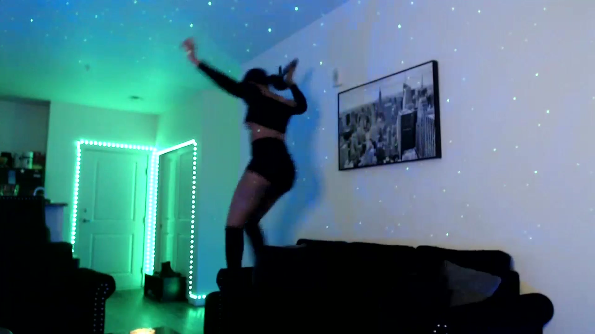 Gallery image thumbnail from Miss_StaceyJ's myfreecams stream on, 04/26/2024, 12:30 image 16 of 20