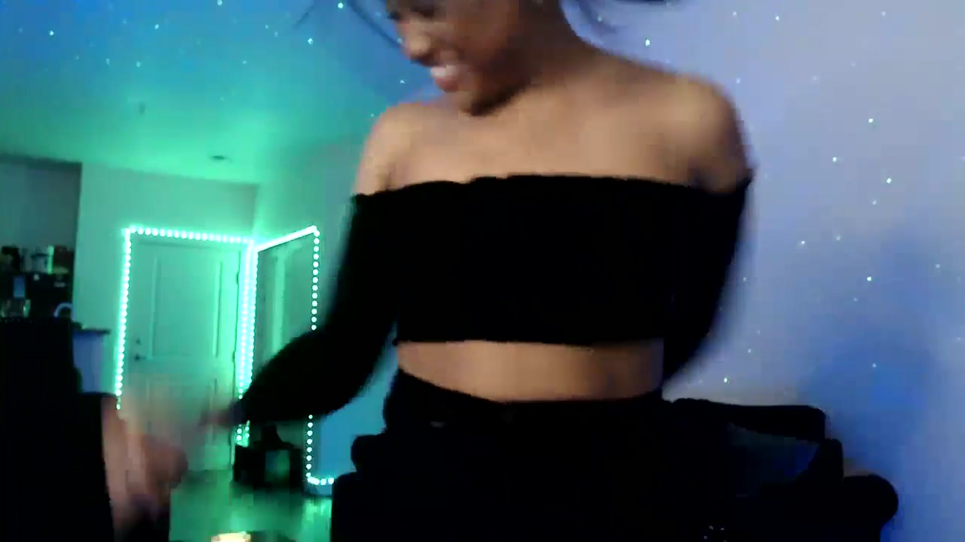 Gallery image thumbnail from Miss_StaceyJ's myfreecams stream on, 04/26/2024, 12:30 image 11 of 20