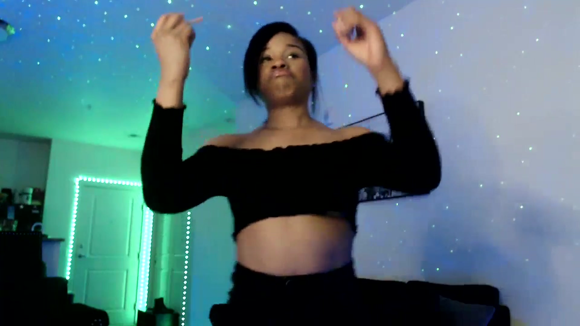 Gallery image thumbnail from Miss_StaceyJ's myfreecams stream on, 04/26/2024, 12:30 image 7 of 20