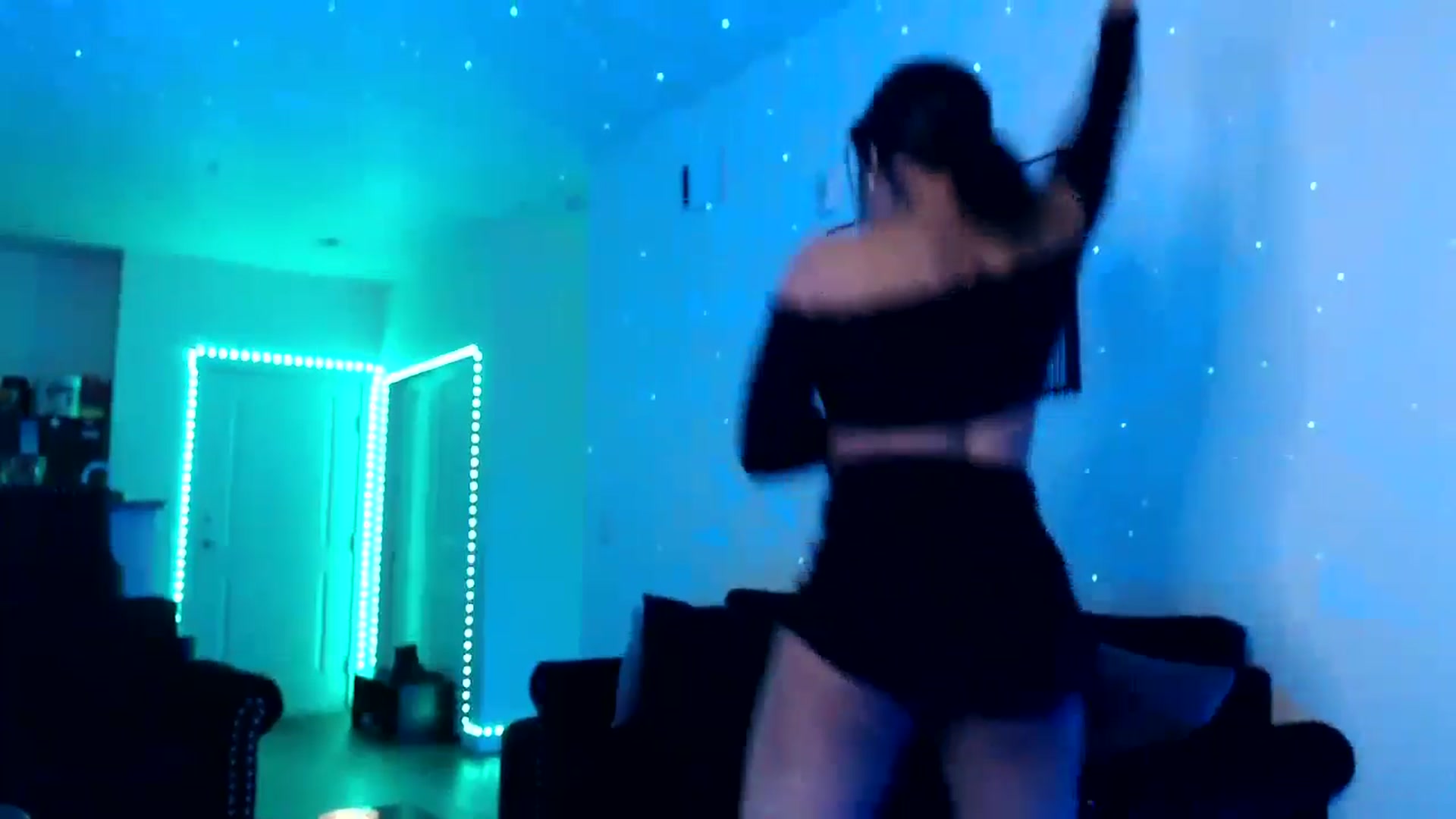 Gallery image thumbnail from Miss_StaceyJ's myfreecams stream on, 04/26/2024, 12:30 image 14 of 20