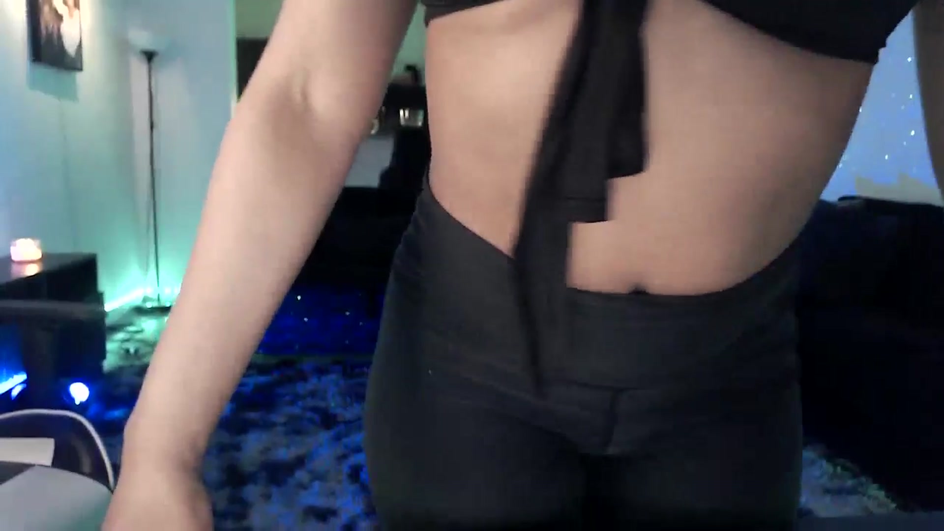 Gallery image thumbnail from Miss_StaceyJ's myfreecams stream on, 05/03/2024, 12:26 image 11 of 20