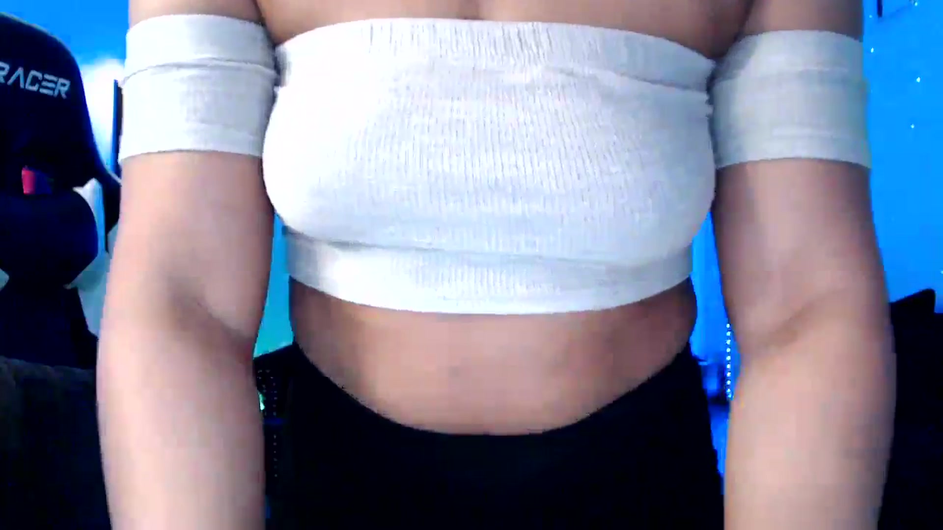 Gallery image thumbnail from Miss_StaceyJ's myfreecams stream on, 12/18/2024, 10:43 image 5 of 20