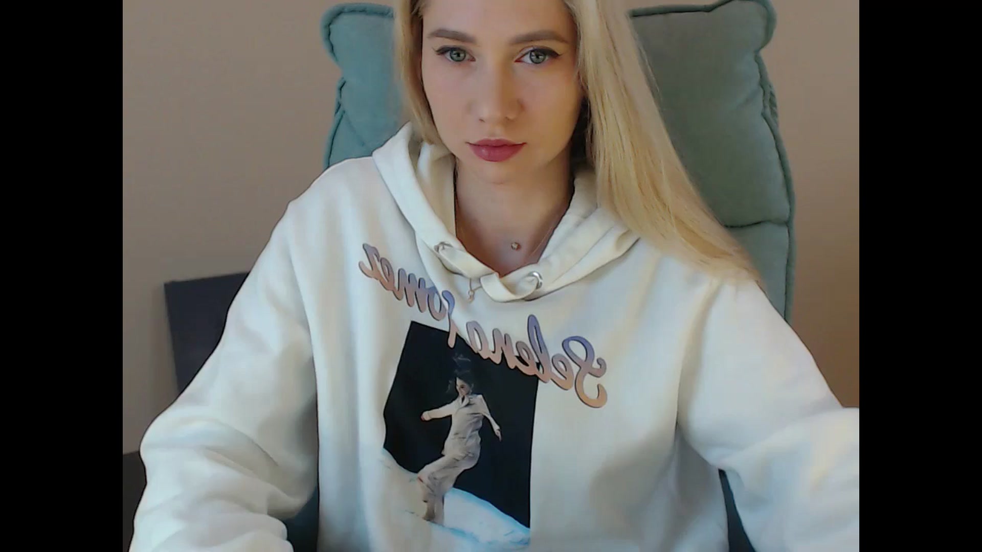 Gallery image thumbnail from Miss_Sylvia's myfreecams stream on, 11/16/2024, 13:46 image 1 of 20