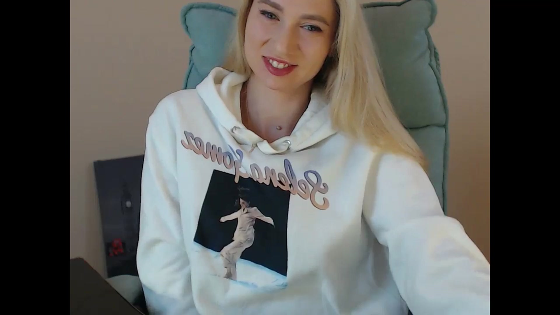 Gallery image thumbnail from Miss_Sylvia's myfreecams stream on, 11/16/2024, 13:46 image 2 of 20