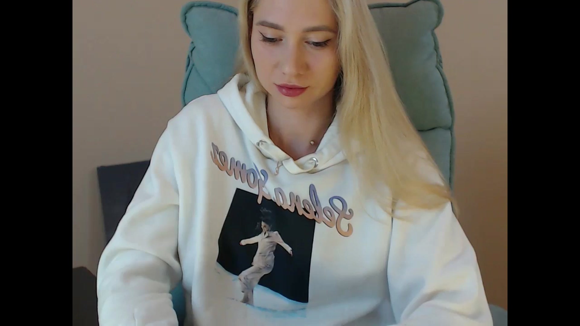 Gallery image thumbnail from Miss_Sylvia's myfreecams stream on, 11/16/2024, 13:46 image 7 of 20