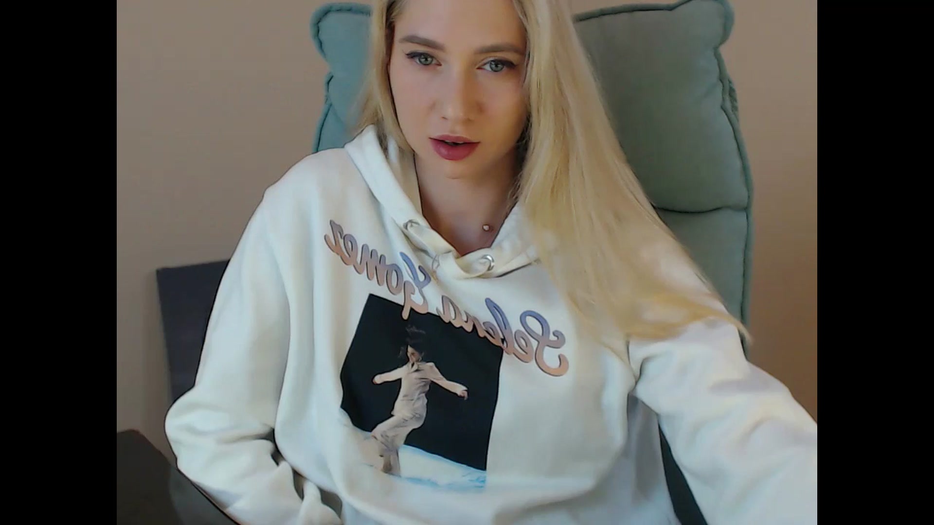 Gallery image thumbnail from Miss_Sylvia's myfreecams stream on, 11/16/2024, 13:46 image 8 of 20