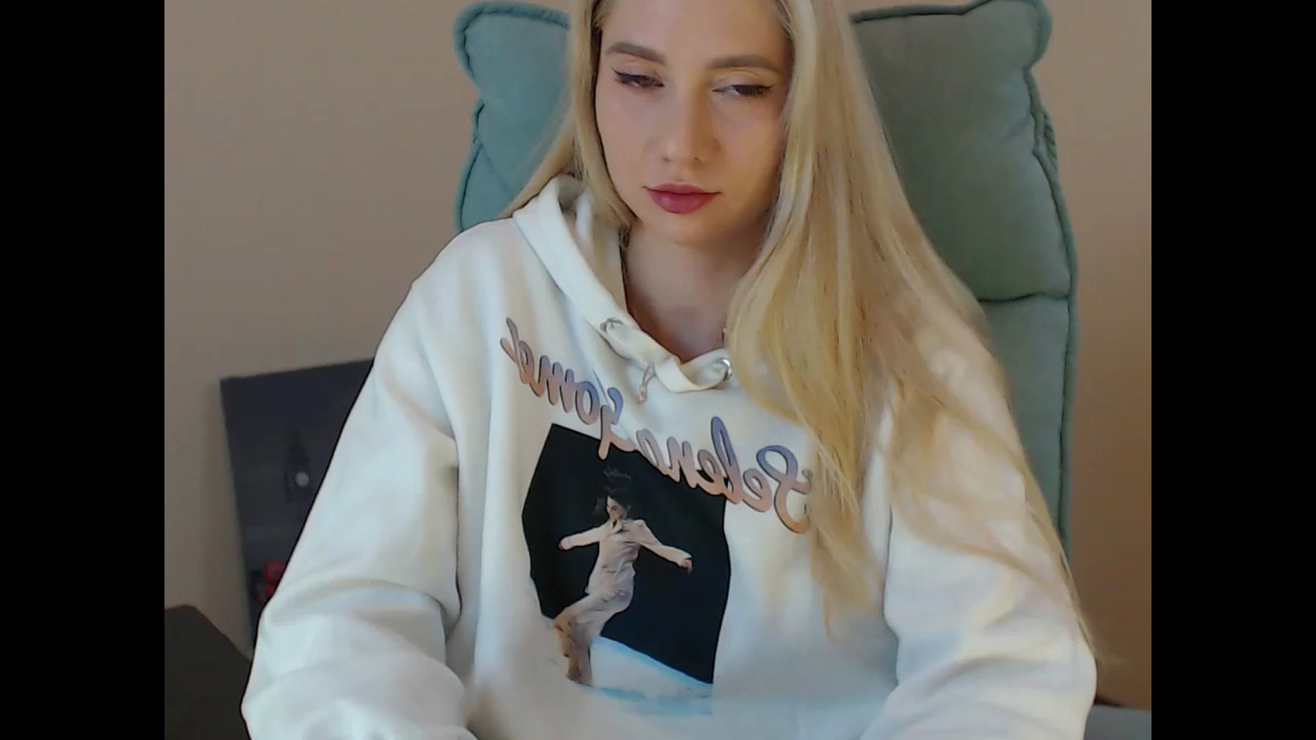 Gallery image thumbnail from Miss_Sylvia's myfreecams stream on, 11/16/2024, 13:46 image 19 of 20
