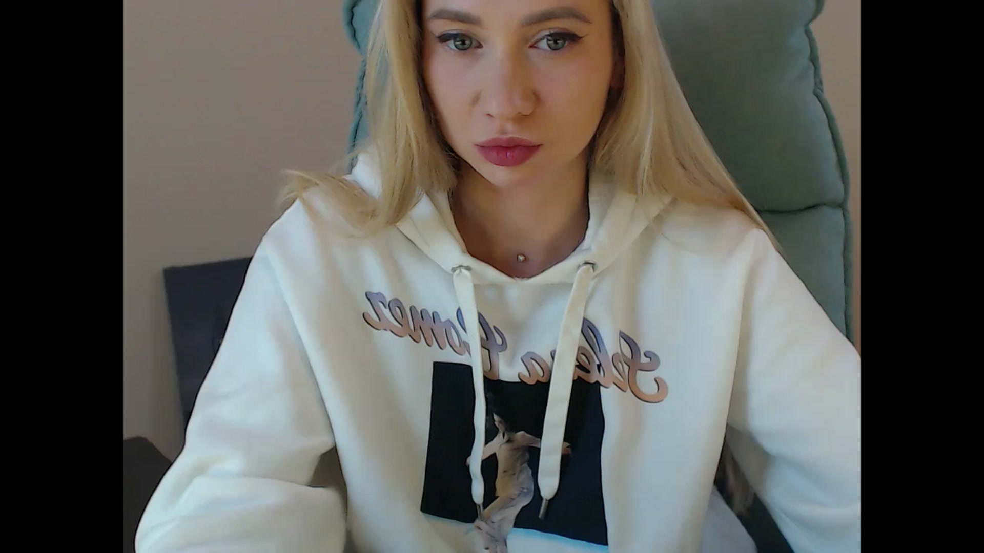 Gallery image thumbnail from Miss_Sylvia's myfreecams stream on, 11/16/2024, 15:30 image 12 of 20