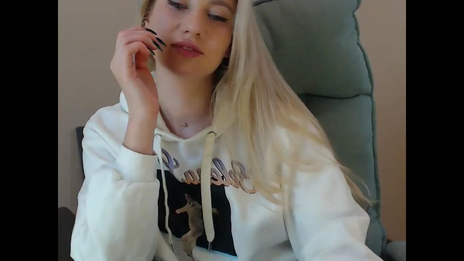 Gallery image thumbnail from Miss_Sylvia's myfreecams stream on, 11/16/2024, 15:30 image 20 of 20
