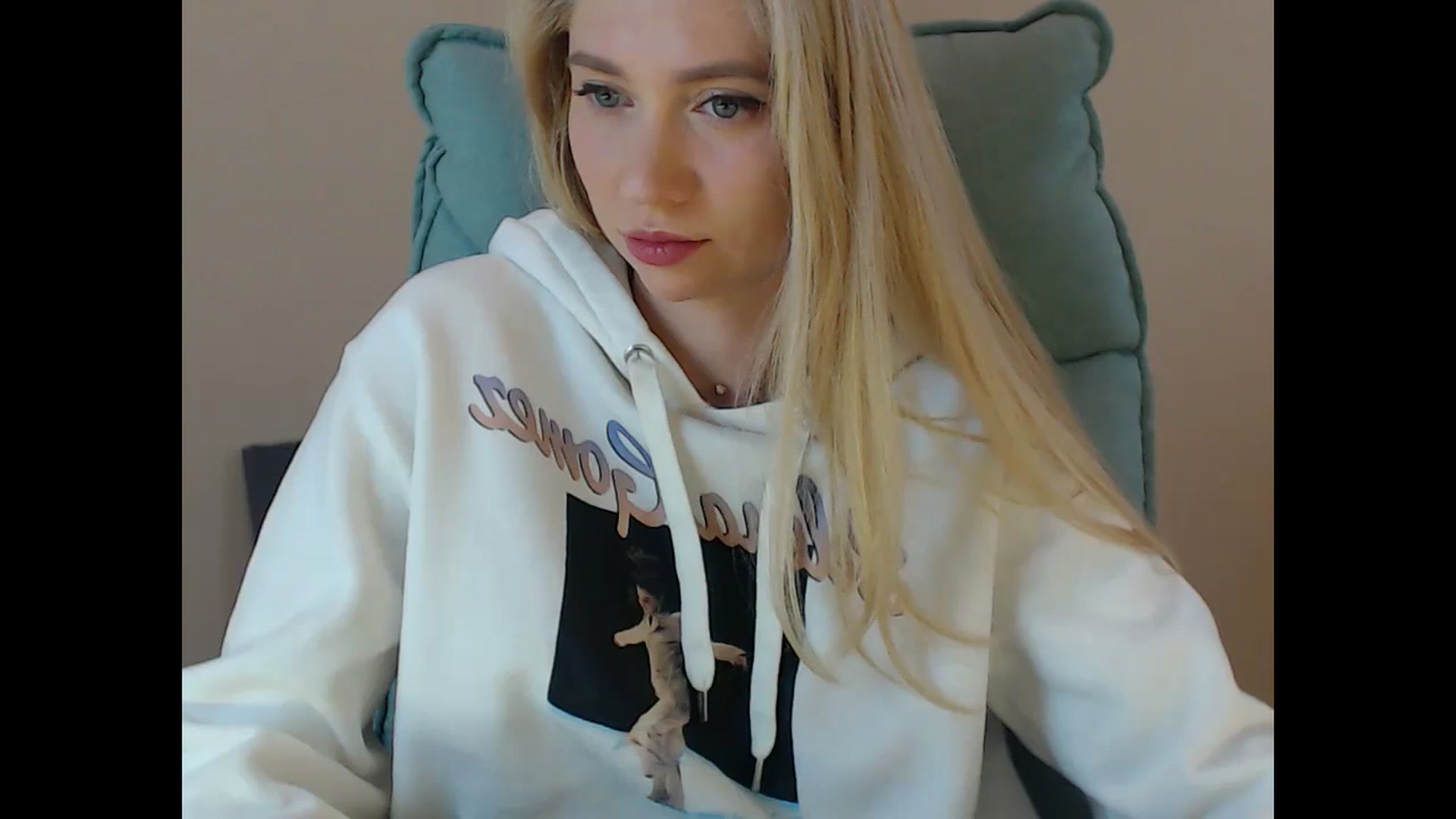 Gallery image thumbnail from Miss_Sylvia's myfreecams stream on, 11/16/2024, 15:51 image 3 of 20