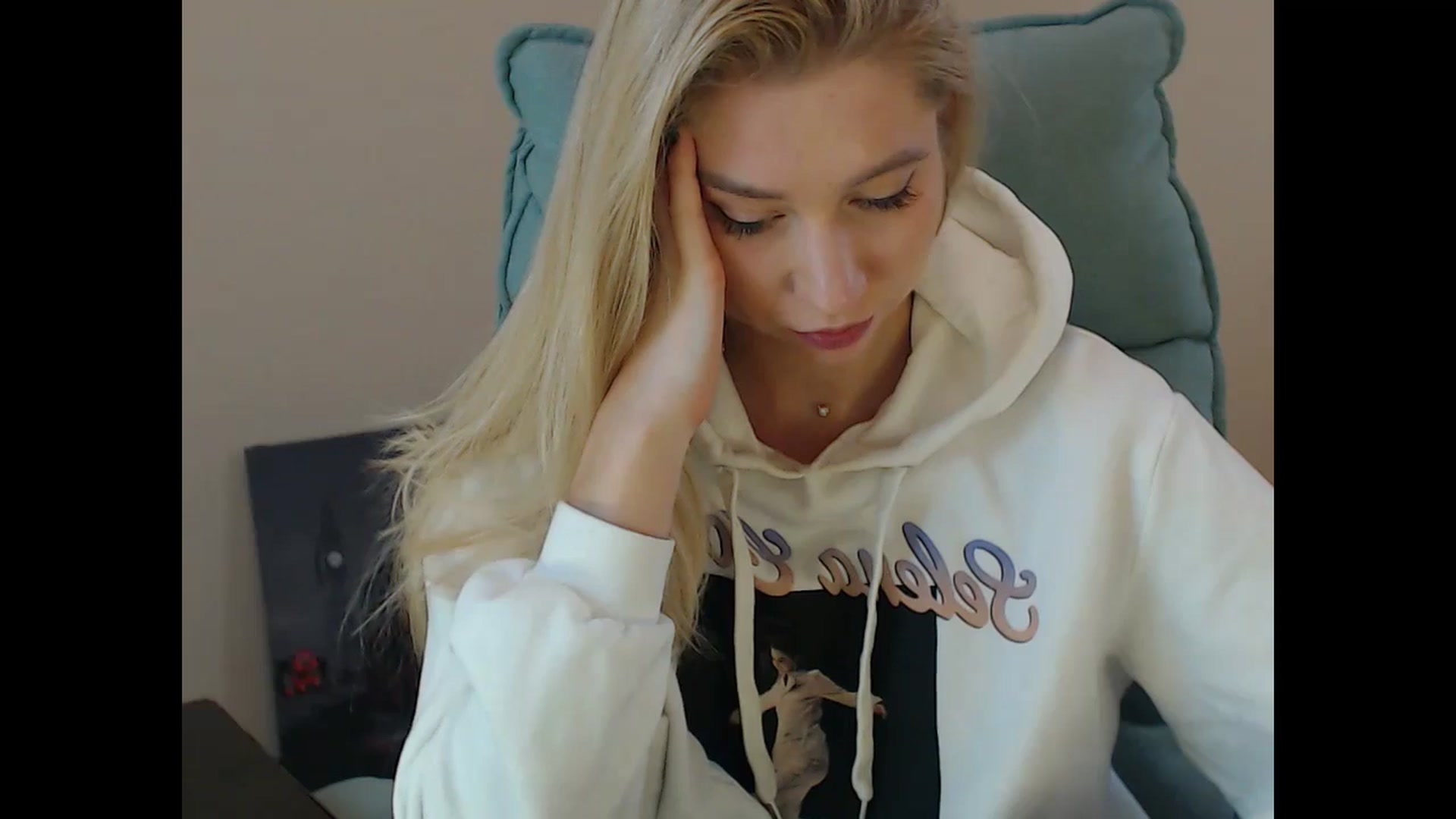 Gallery image thumbnail from Miss_Sylvia's myfreecams stream on, 11/16/2024, 17:55 image 11 of 20