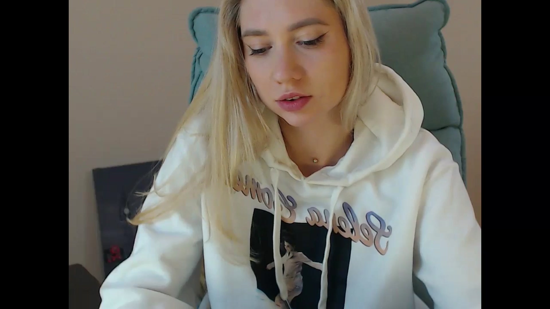 Gallery image thumbnail from Miss_Sylvia's myfreecams stream on, 11/16/2024, 17:55 image 10 of 20