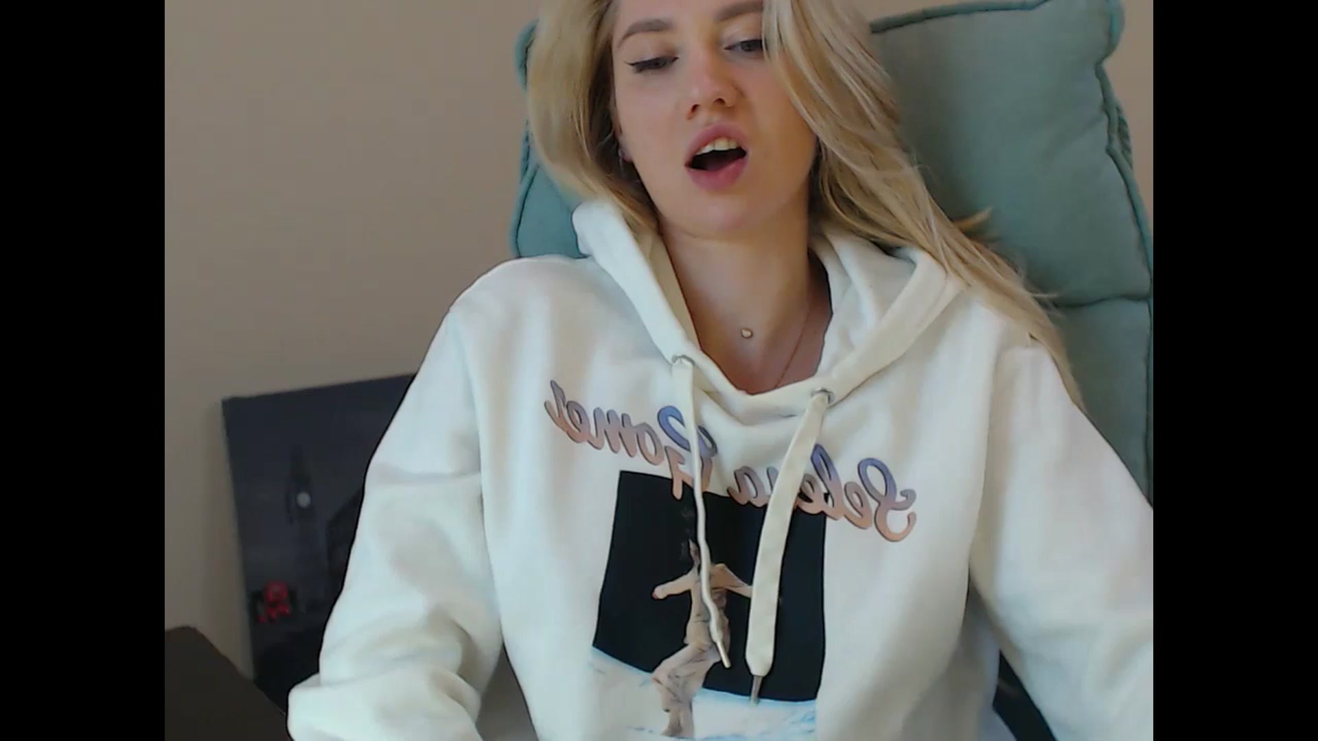 Gallery image thumbnail from Miss_Sylvia's myfreecams stream on, 11/16/2024, 18:55 image 8 of 20