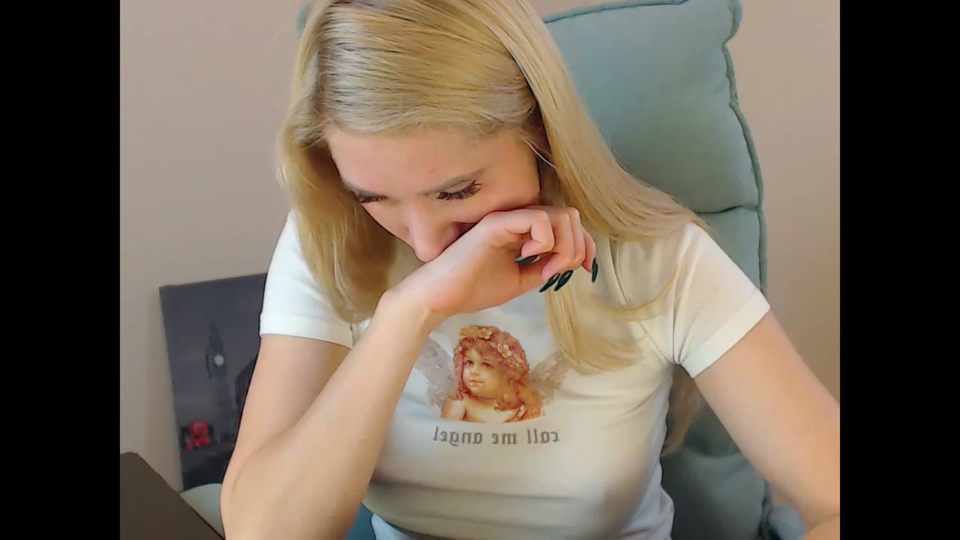 Gallery image thumbnail from Miss_Sylvia's myfreecams stream on, 11/18/2024, 15:53 image 4 of 20