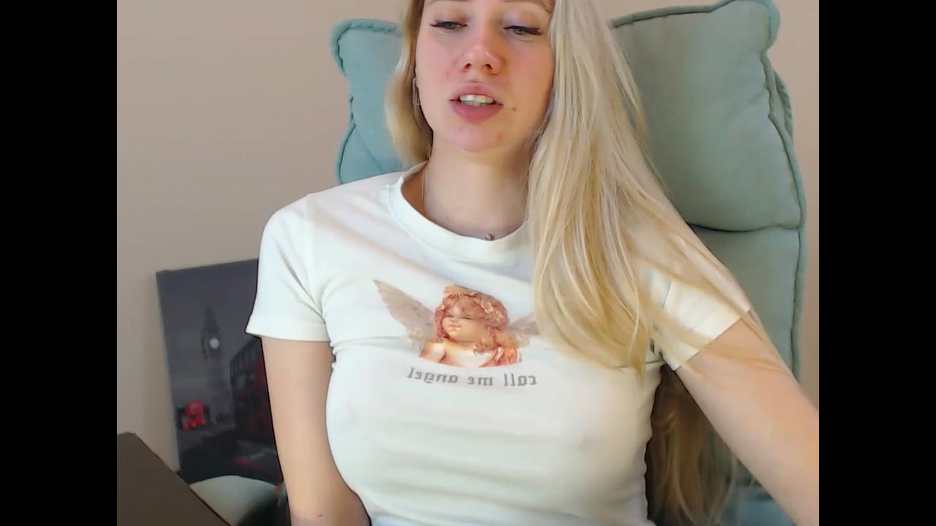 Gallery image thumbnail from Miss_Sylvia's myfreecams stream on, 11/18/2024, 17:05 image 7 of 20