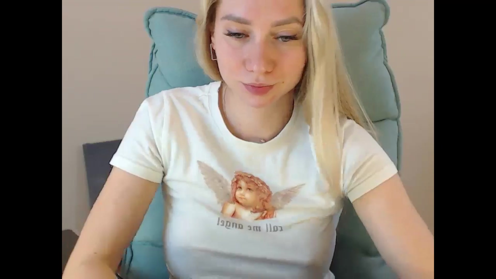 Gallery image thumbnail from Miss_Sylvia's myfreecams stream on, 11/18/2024, 17:05 image 9 of 20