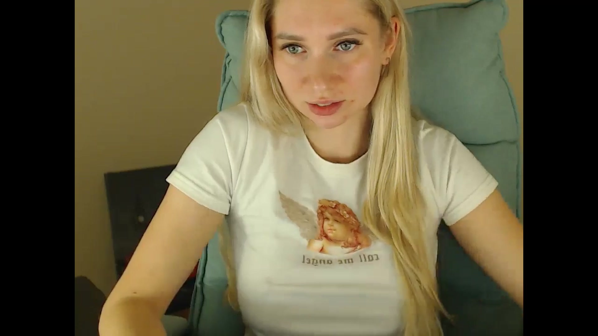 Gallery image thumbnail from Miss_Sylvia's myfreecams stream on, 11/18/2024, 17:58 image 10 of 20
