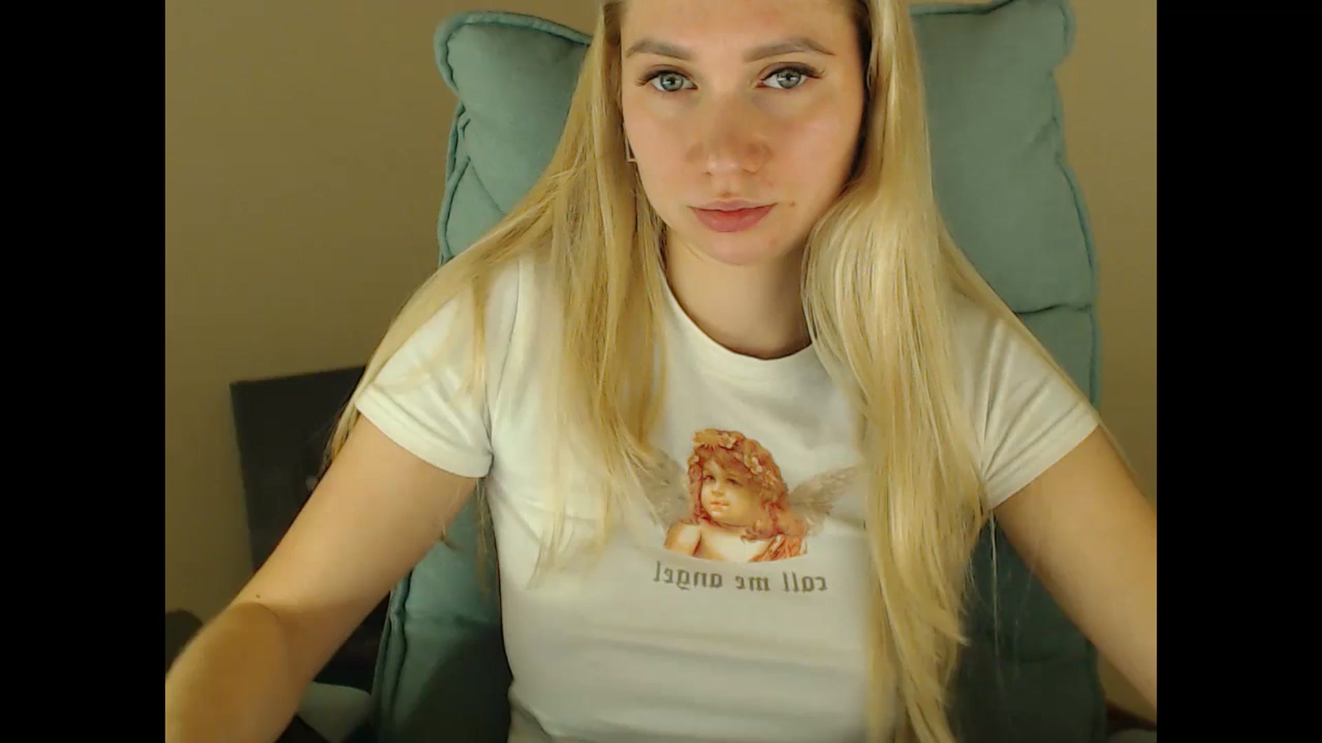 Gallery image thumbnail from Miss_Sylvia's myfreecams stream on, 11/18/2024, 17:58 image 3 of 20