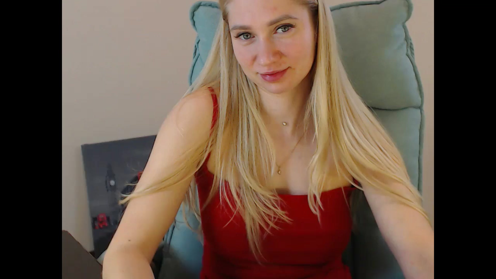 Gallery image thumbnail from Miss_Sylvia's myfreecams stream on, 11/19/2024, 19:12 image 9 of 20