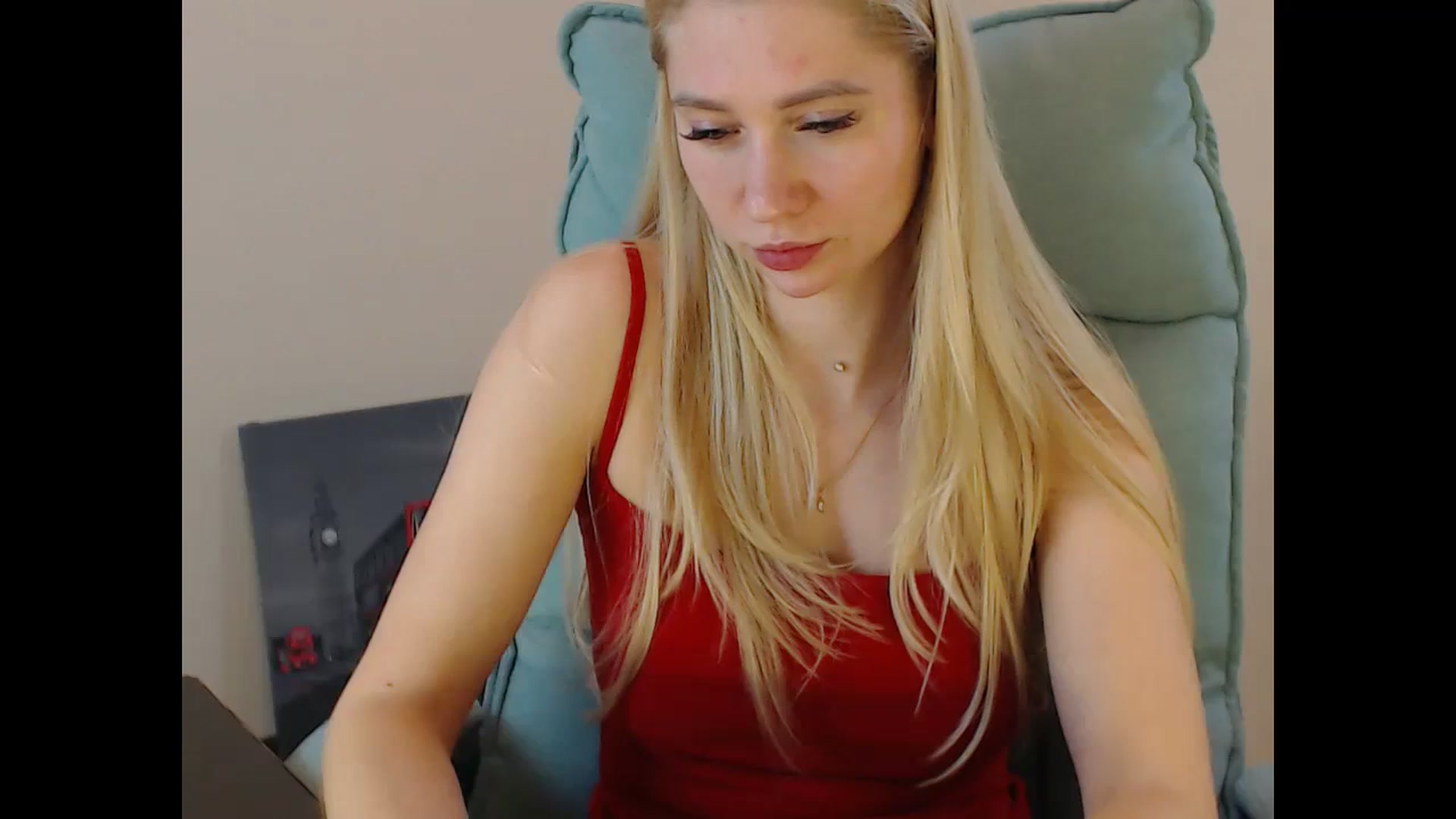 Gallery image thumbnail from Miss_Sylvia's myfreecams stream on, 11/19/2024, 19:12 image 10 of 20