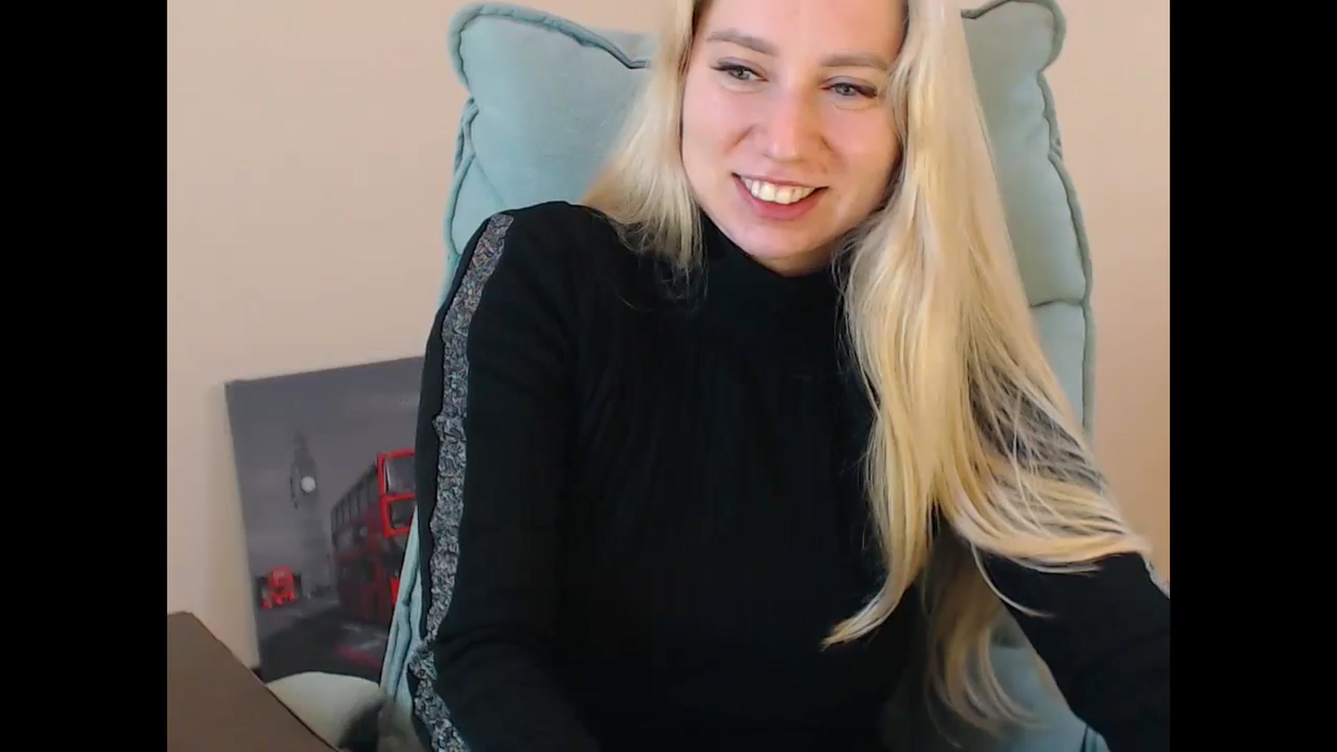 Gallery image thumbnail from Miss_Sylvia's myfreecams stream on, 11/20/2024, 19:25 image 17 of 20