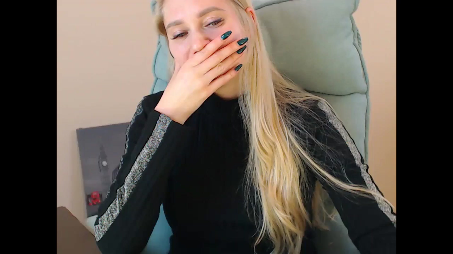 Gallery image thumbnail from Miss_Sylvia's myfreecams stream on, 11/20/2024, 19:25 image 10 of 20