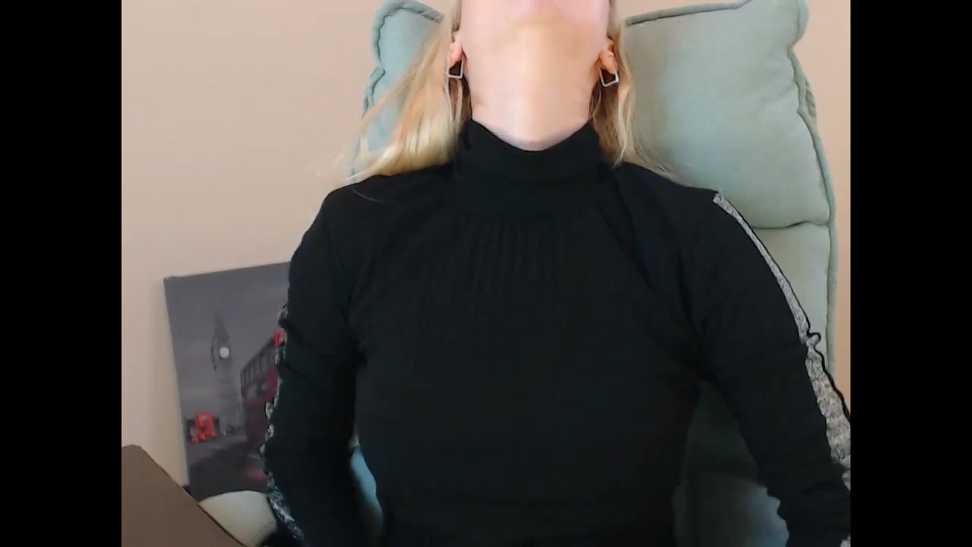 Gallery image thumbnail from Miss_Sylvia's myfreecams stream on, 11/20/2024, 19:25 image 15 of 20